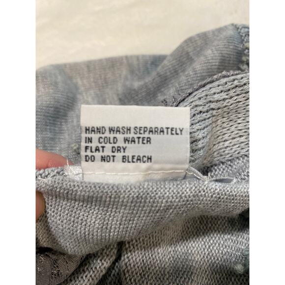 Adore‎ Boho Gray Lace Crochet Edge Ruffle Draped Open Sleeveless Cardigan Sz M - Picture 7 of 7